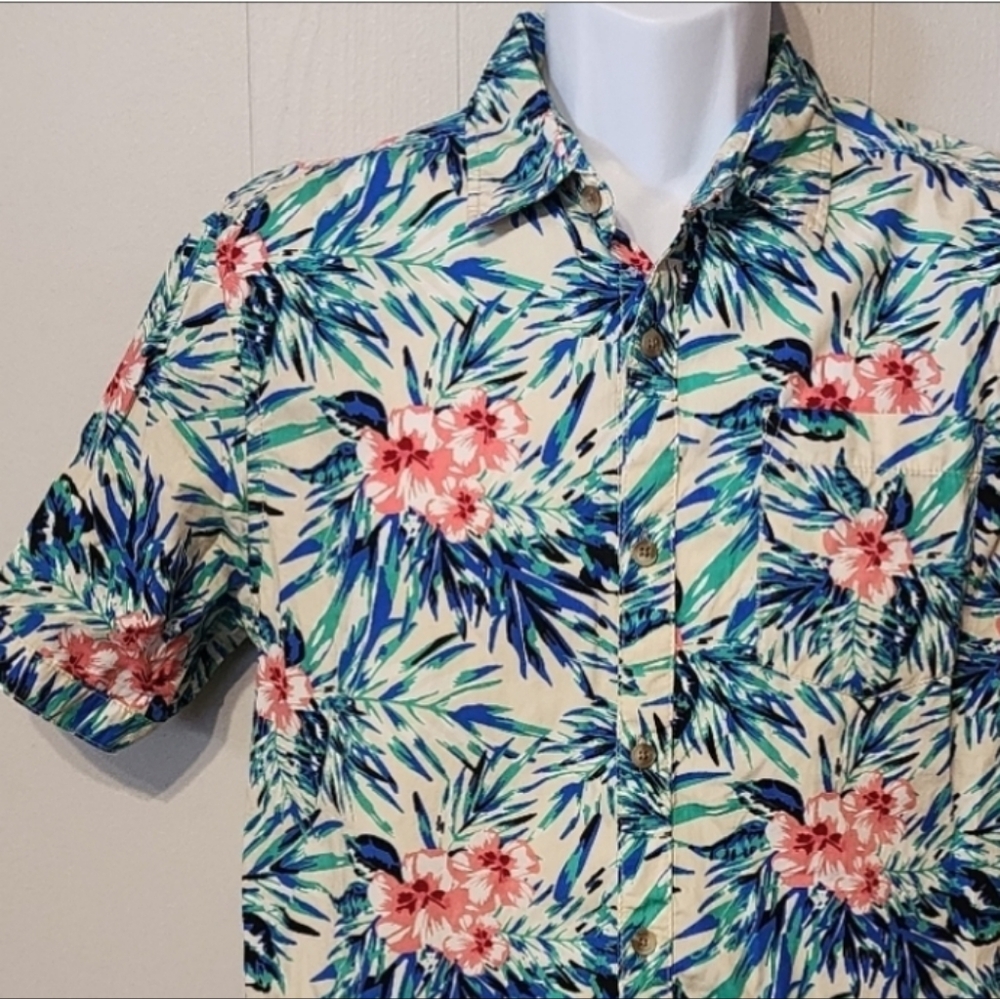 Carbon Hawaiian Shirt Small  Button Front Multicolor Classic Fit Men's A752‎